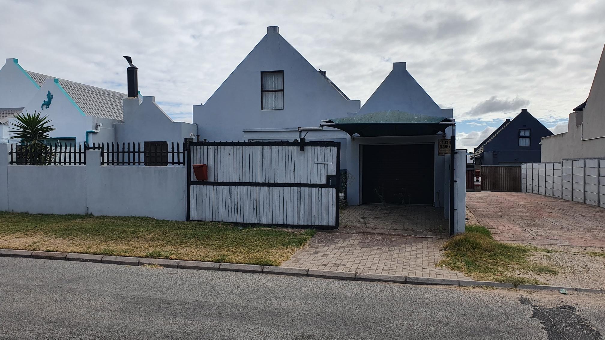 To Let 3 Bedroom Property for Rent in Saldanha Western Cape